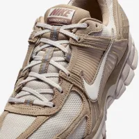 Nike Zoom Vomero 5 мужские Кроссовки цвет коричневый