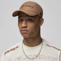 Nike Club Unstructuколір червоний Cap колір коричневий