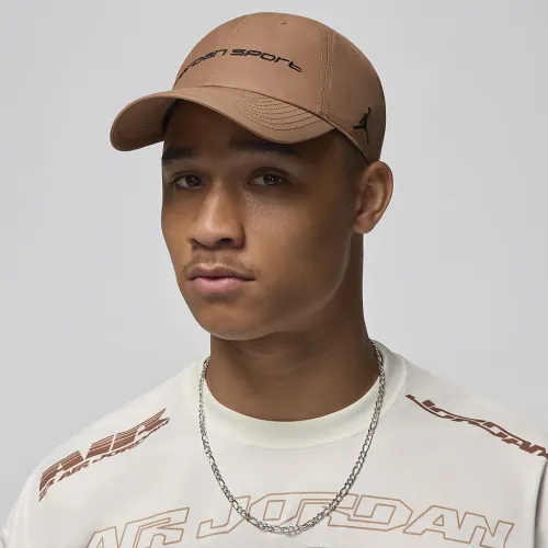 Nike Club Unstructuцвет красный Cap цвет коричневый