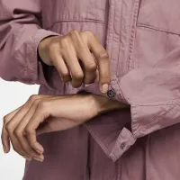Nike Every Stitch Consideцвет красный женская Shop Coat цвет фиолетовый