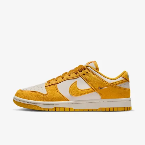 Nike Dunk Low жіноча Кросівки колір коричневий