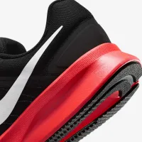 Nike Run Swift 3 чоловічі Road Running Кросівки колір чорний