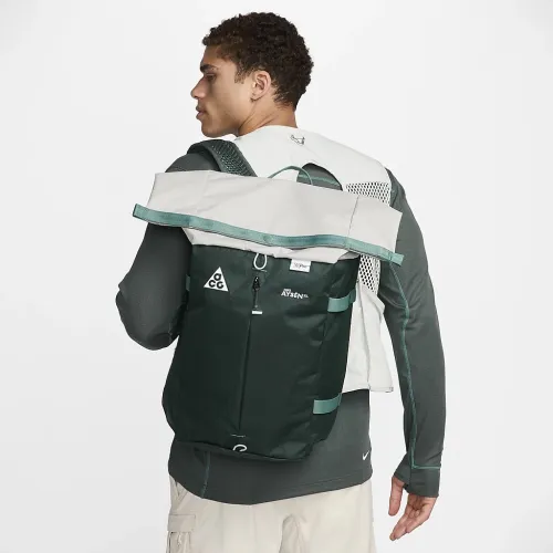 Nike ACG Aysén Day Pack (32л) колір зелений