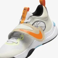 Nike Team Hustle D 11 