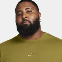 Nike Sportswear Premium Essentials мужские футболка цвет зеленый