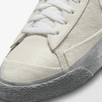 Nike Blazer Mid '77 SE чоловічі Кросівки колір білий