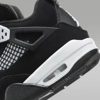 Nike Air Jordan 4 Retro 