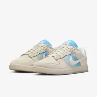 Nike Dunk Low Retro SE Кросівки колір білий
