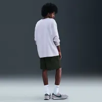 Nike Club чоловічі Woven Flow шорти колір зелений