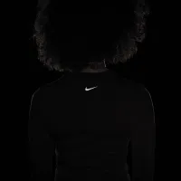 Nike One Fitted жіноча Dri-FIT Long-Sleeve Top колір чорний