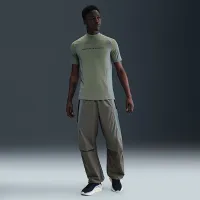 Nike Tech мужские Dri-FIT Short-Sleeve Base Layer цвет зеленый