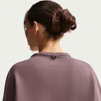 Nike 24.7 ImpossiblySoft женская Dri-FIT оверсайз Crew-Neck Top цвет фиолетовый