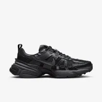 Nike V2K Run жіноча Кросівки колір чорний