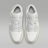Nike Air Jordan 1 Low жіноча Кросівки колір білий