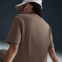 Nike Sportswear Essential женская Boxy футболка цвет коричневый