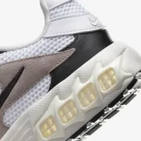 Nike Air Zoom Fire жіноча Кросівки колір білий