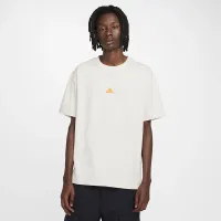 Nike ACG мужские футболка цвет коричневый
