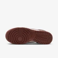 Nike Dunk Low Next Nature жіноча Кросівки колір білий