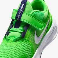 Nike Star Runner 5 Little дитячі Running Кросівки колір зелений