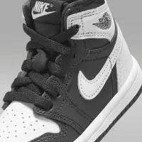 Nike Jordan 1 Retro High OG 