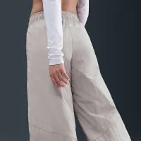 Nike Sportswear женская Wide-Leg Woven Pants цвет серый