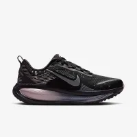 Nike Vomero 18 SE жіноча Road Running Кросівки колір чорний