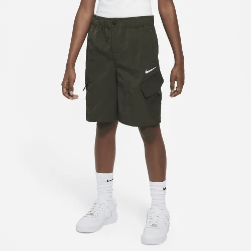 Nike Outdoor Play Big дитячі Woven Cargo шорти колір зелений
