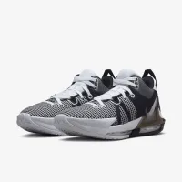 Nike LeBron Witness 7 баскетбольні Кросівки колір білий