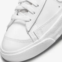 Nike Blazer Mid '77 жіноча Кросівки колір білий