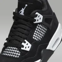 Nike Air Jordan 4 Retro 
