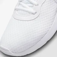 Nike Tanjun жіноча Кросівки колір білий