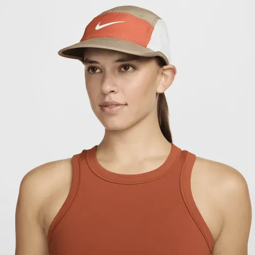 Nike Dri-FIT Fly Unstructuколір червоний Swoosh Cap колір коричневий