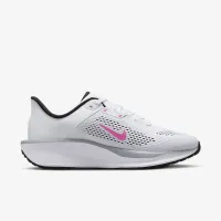Nike Quest 6 жіноча Road Running Кросівки колір білий