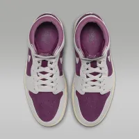 Nike Air Jordan 1 Zoom CMFT 2 жіноча Кросівки колір червоний