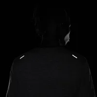 Nike Rise 365 мужские Dri-FIT Short-Sleeve Running Top цвет черный