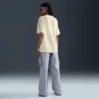 Nike Sportswear Essential женская футболка цвет коричневый
