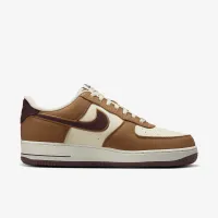 Nike Air Force 1 '07 LV8 чоловічі Кросівки колір коричневий
