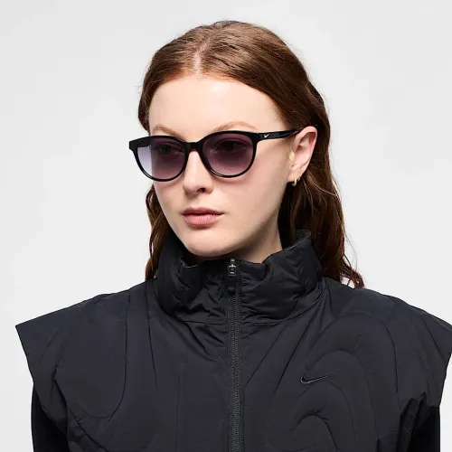 Nike Vital Trend Sunglasses цвет черный