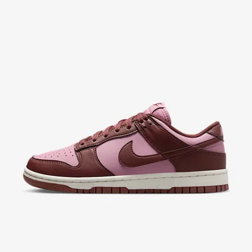 Nike Dunk Low Next Nature жіноча Кросівки колір білий