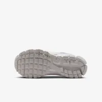 Nike Vomero 5 Big дитячі Кросівки with Reflective Accents колір сірий