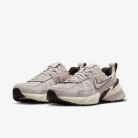 Nike V2K Run жіноча Кросівки колір фіолетовий