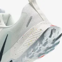 Nike Juniper Trail 3 чоловічі Trail Running Кросівки колір білий