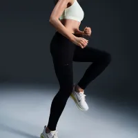 Nike Swift жіноча З високою талією 7/8 Running лосіни з кишенямиколір чорний