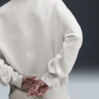 Nike Sportswear Tech Fleece женская оверсайз Crew-Neck свитшот цвет серый