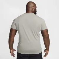 Nike чоловічі Dri-FIT Fitness футболка колір сірий