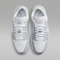 Nike Air Jordan 1 Low жіноча Кросівки колір білий