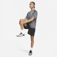 Nike Dri-FIT ADV A.P.S. чоловічі Engineered Short-Sleeve Fitness Top колір сірий