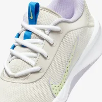 Nike Omni Multi-Court Big дитячі Indoor Court Кросівки колір коричневий