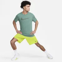 Nike Dri-FIT чоловічі Fitness футболка колір зелений