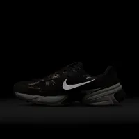 Nike V2K Run чоловічі Кросівки колір коричневий